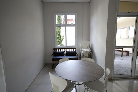 Apartamento para alugar com 75m², 2 quartos e 2 vagas Apartamento para alugar com 75m², 2 quartos e 2 vagasÁrea comum - Salão de festas