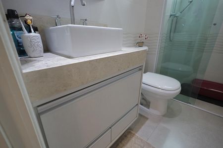 Apartamento para alugar com 75m², 2 quartos e 2 vagas Apartamento para alugar com 75m², 2 quartos e 2 vagasBanheiro