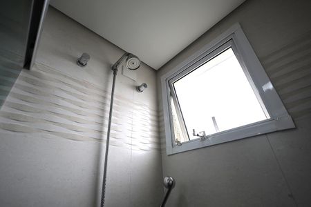 Apartamento para alugar com 75m², 2 quartos e 2 vagas Apartamento para alugar com 75m², 2 quartos e 2 vagasBanheiro