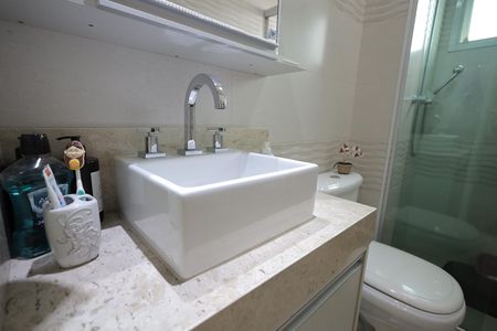 Apartamento para alugar com 75m², 2 quartos e 2 vagas Apartamento para alugar com 75m², 2 quartos e 2 vagasBanheiro
