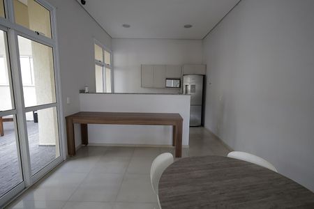 Apartamento para alugar com 75m², 2 quartos e 2 vagas Apartamento para alugar com 75m², 2 quartos e 2 vagasÁrea comum - Salão de festas