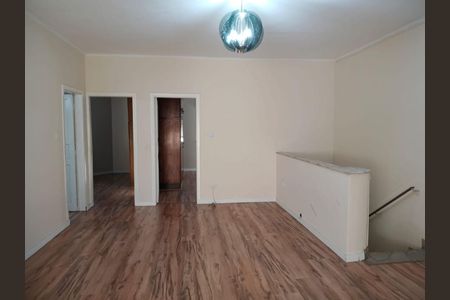 Casa para alugar com 3 quartos, 180m² em Nova Gerti, São Caetano do Sul