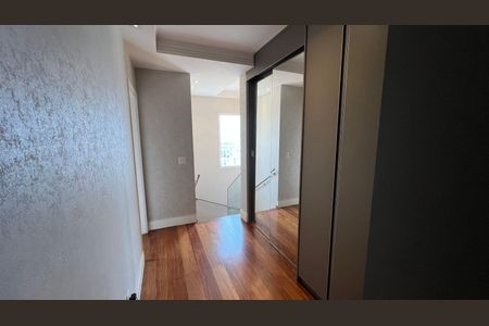 Apartamento para alugar com 224m², 3 quartos e 5 vagas
