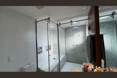 Apartamento para alugar com 3 quartos, 224m² em Vila Santo Estevão, São Paulo