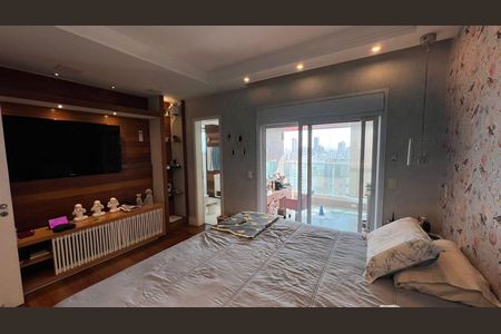 Apartamento para alugar com 224m², 3 quartos e 5 vagas