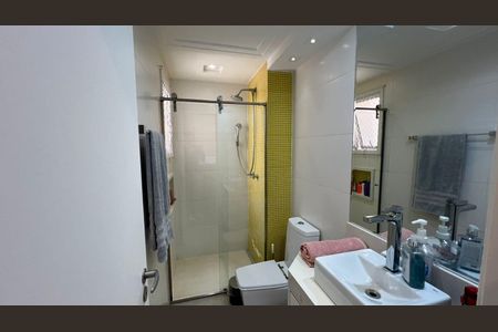Apartamento para alugar com 224m², 3 quartos e 5 vagas
