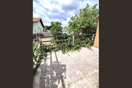 Casa para alugar com 360m², 3 quartos e 4 vagas