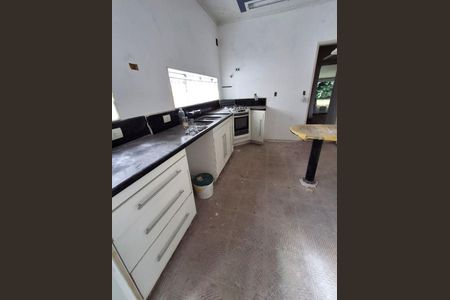 Casa para alugar com 360m², 3 quartos e 4 vagas