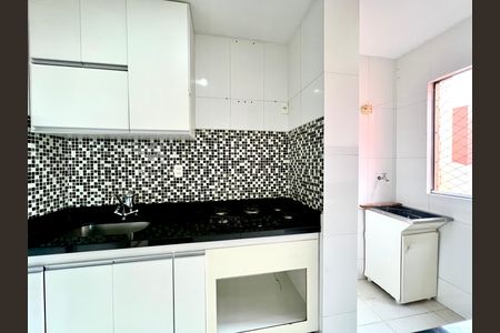 Apartamento à venda com 69m², 3 quartos e 1 vaga Apartamento à venda com 69m², 3 quartos e 1 vagaCozinha e Área de Serviço