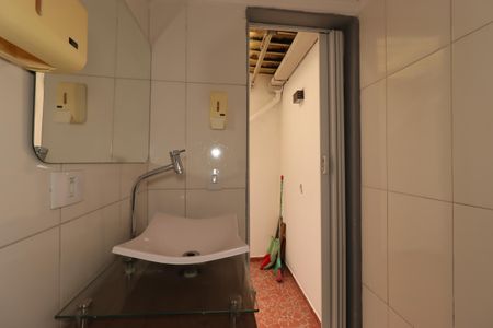Casa para alugar com 133m², 3 quartos e 1 vagaBanheiro de Serviço