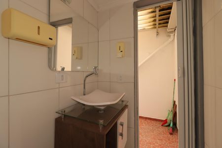 Casa para alugar com 133m², 3 quartos e 1 vagaBanheiro de Serviço