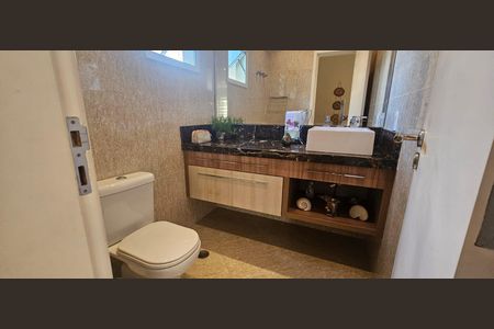 Casa para alugar com 300m², 4 quartos e 4 vagas