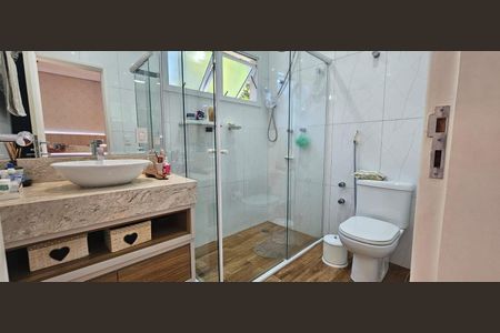 Casa para alugar com 300m², 4 quartos e 4 vagas