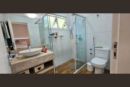 Casa para alugar com 300m², 4 quartos e 4 vagas
