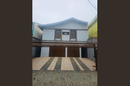 Casa à venda com 300m², 3 quartos e 5 vagas