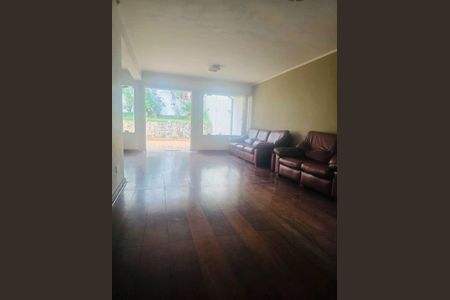 Casa à venda com 3 quartos, 300m² em Vila Valparaíso, Santo André
