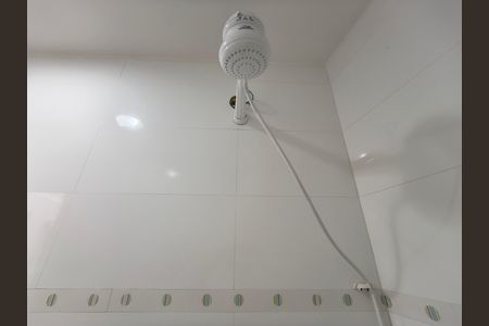 Casa de condomínio para alugar com 300m², 5 quartos e 2 vagas
