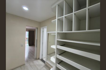 Casa de condomínio para alugar com 300m², 5 quartos e 2 vagas