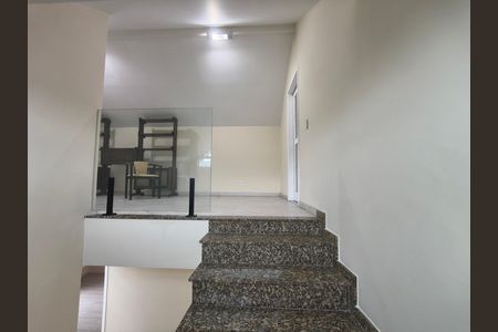 Casa de condomínio para alugar com 300m², 5 quartos e 2 vagas