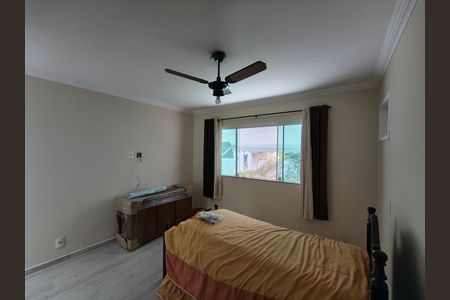 Casa de condomínio para alugar com 300m², 5 quartos e 2 vagas