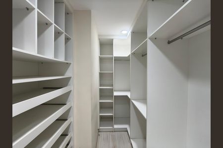 Casa de condomínio para alugar com 300m², 5 quartos e 2 vagas