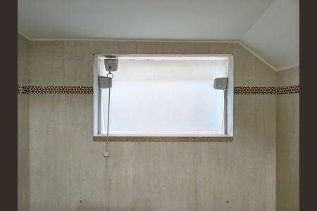 Casa de condomínio para alugar com 300m², 5 quartos e 2 vagas