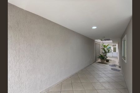 Casa de condomínio para alugar com 300m², 5 quartos e 2 vagas