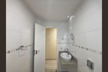 Casa de condomínio para alugar com 300m², 5 quartos e 2 vagas