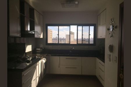Apartamento à venda com 165m², 2 quartos e 2 vagas