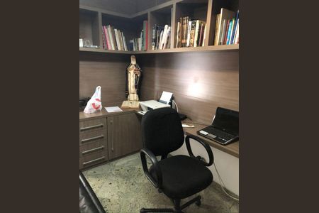 Apartamento à venda com 165m², 2 quartos e 2 vagas