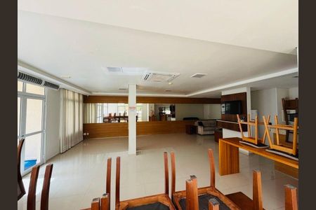 Apartamento à venda com 70m², 2 quartos e 1 vaga