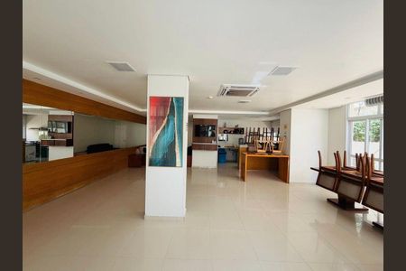 Apartamento à venda com 70m², 2 quartos e 1 vaga