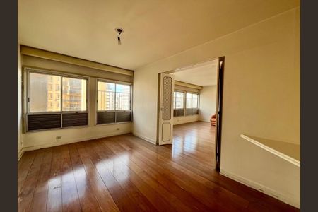 Apartamento à venda com 234m², 4 quartos e 2 vagas