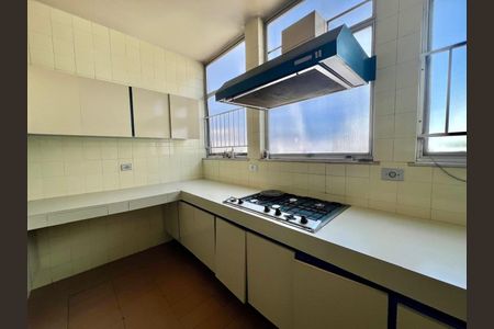 Apartamento à venda com 234m², 4 quartos e 2 vagas