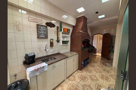 Casa à venda com 126m², 3 quartos e 2 vagas
