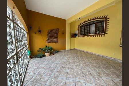 Casa à venda com 126m², 3 quartos e 2 vagas