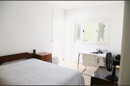 Casa à venda com 320m², 3 quartos e 3 vagas