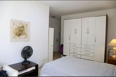 Casa à venda com 320m², 3 quartos e 3 vagas