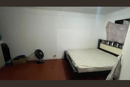 Casa à venda com 3 quartos, 246m² em Nova Gerti, São Caetano do Sul