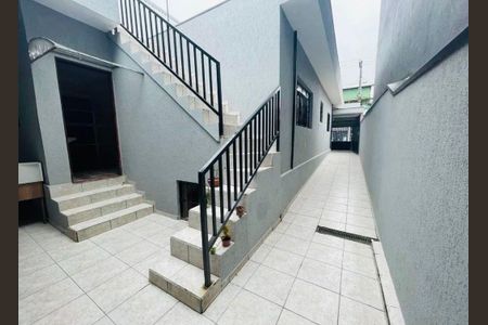 Casa à venda com 3 quartos, 250m² em Vila Junqueira, Santo André