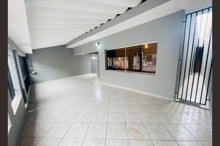 Casa à venda com 3 quartos, 250m² em Vila Junqueira, Santo André