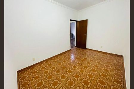 Casa à venda com 3 quartos, 250m² em Vila Junqueira, Santo André