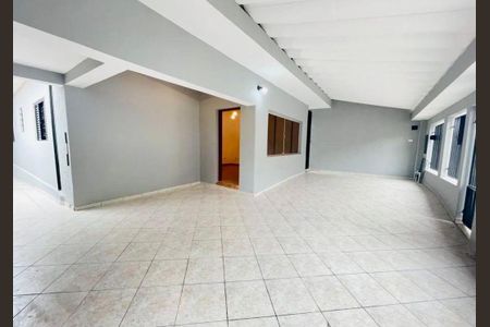 Casa à venda com 250m², 3 quartos e 3 vagas