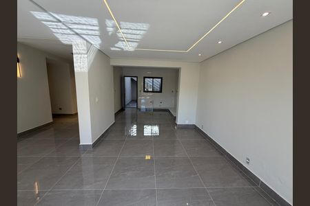 Casa à venda com 3 quartos, 165m² em Paraíso do Morumbi, São Paulo