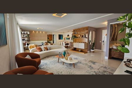Apartamento à venda com 202m², 3 quartos e 4 vagas