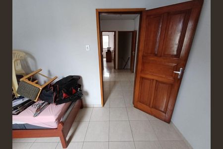 Casa à venda com 170m², 5 quartos e sem vaga