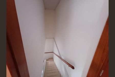 Casa à venda com 170m², 5 quartos e sem vaga