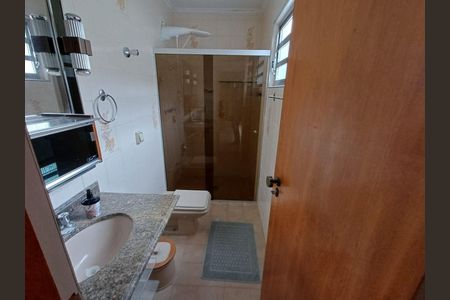 Casa à venda com 170m², 5 quartos e sem vaga