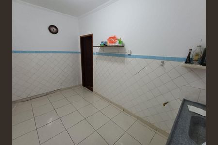 Casa à venda com 170m², 5 quartos e sem vaga
