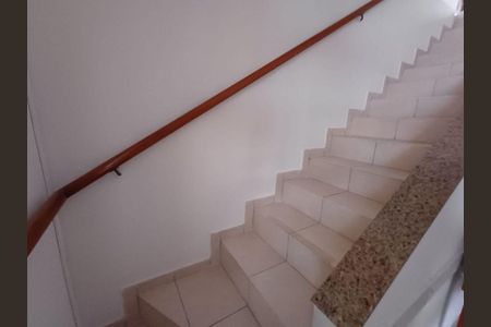 Casa à venda com 170m², 5 quartos e sem vaga